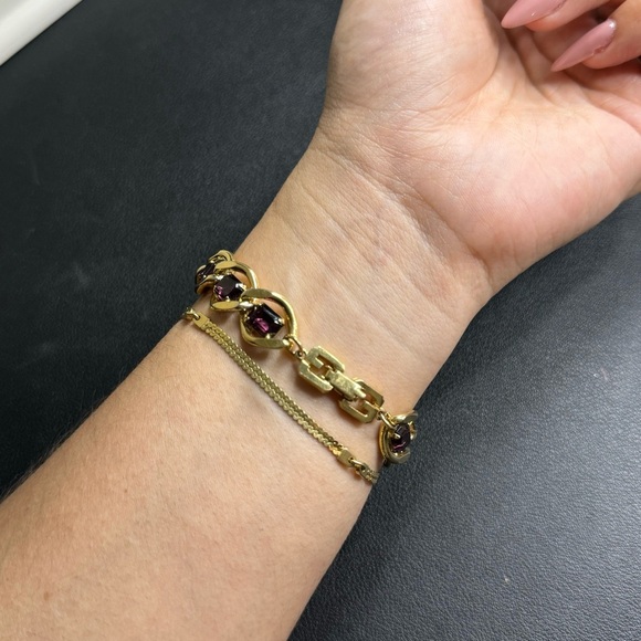 Vintage Authentic Givenchy gold bracelet with purple stone - Picture 6 of 13